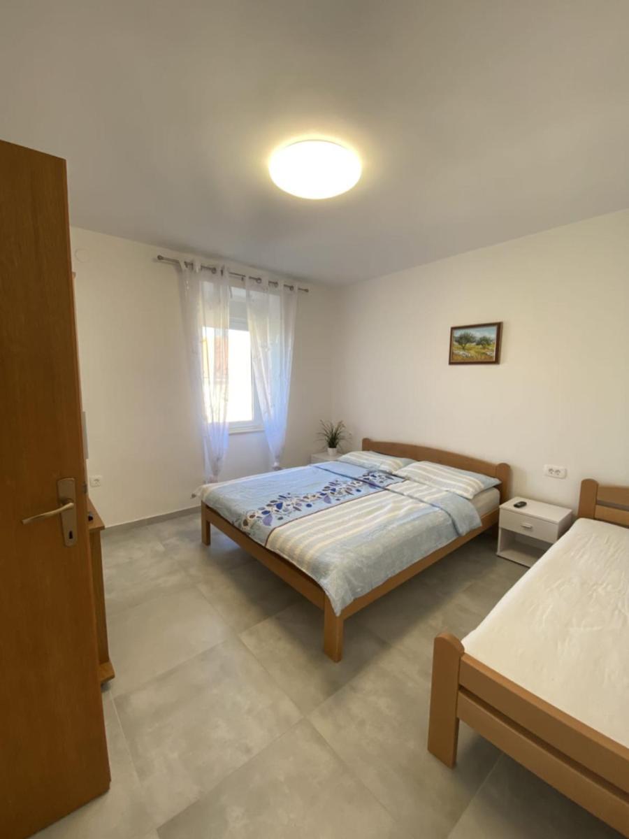 Apartmani Radosav Šilo Extérieur photo