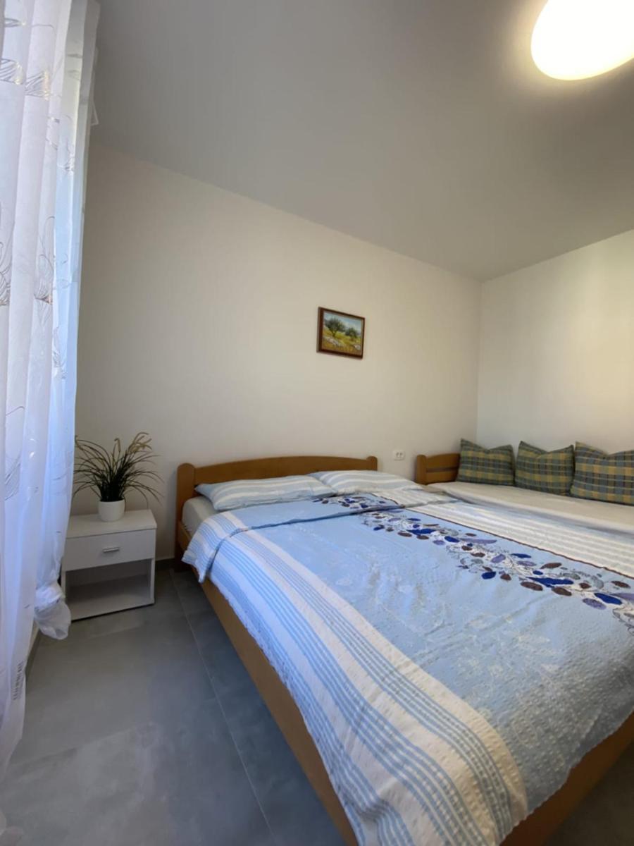 Apartmani Radosav Šilo Extérieur photo